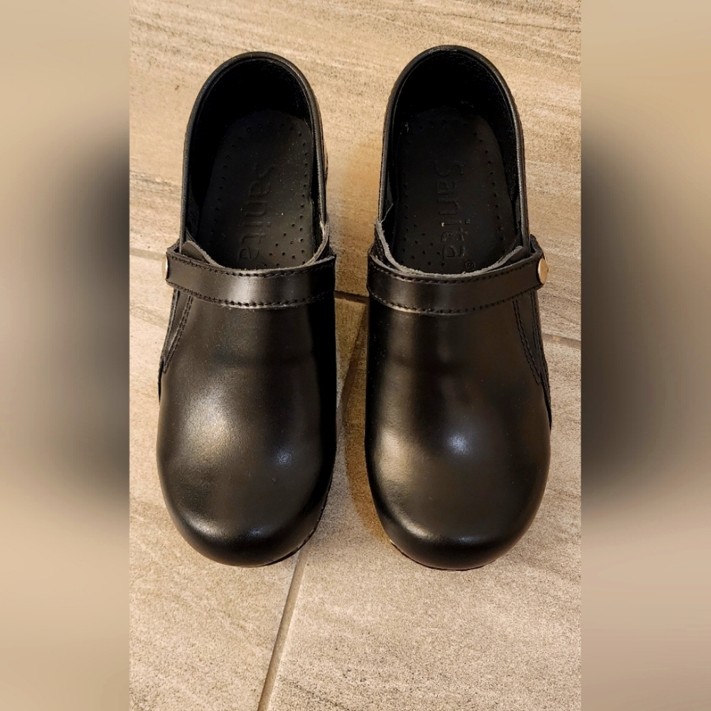 Sanita Professional Leather Clog